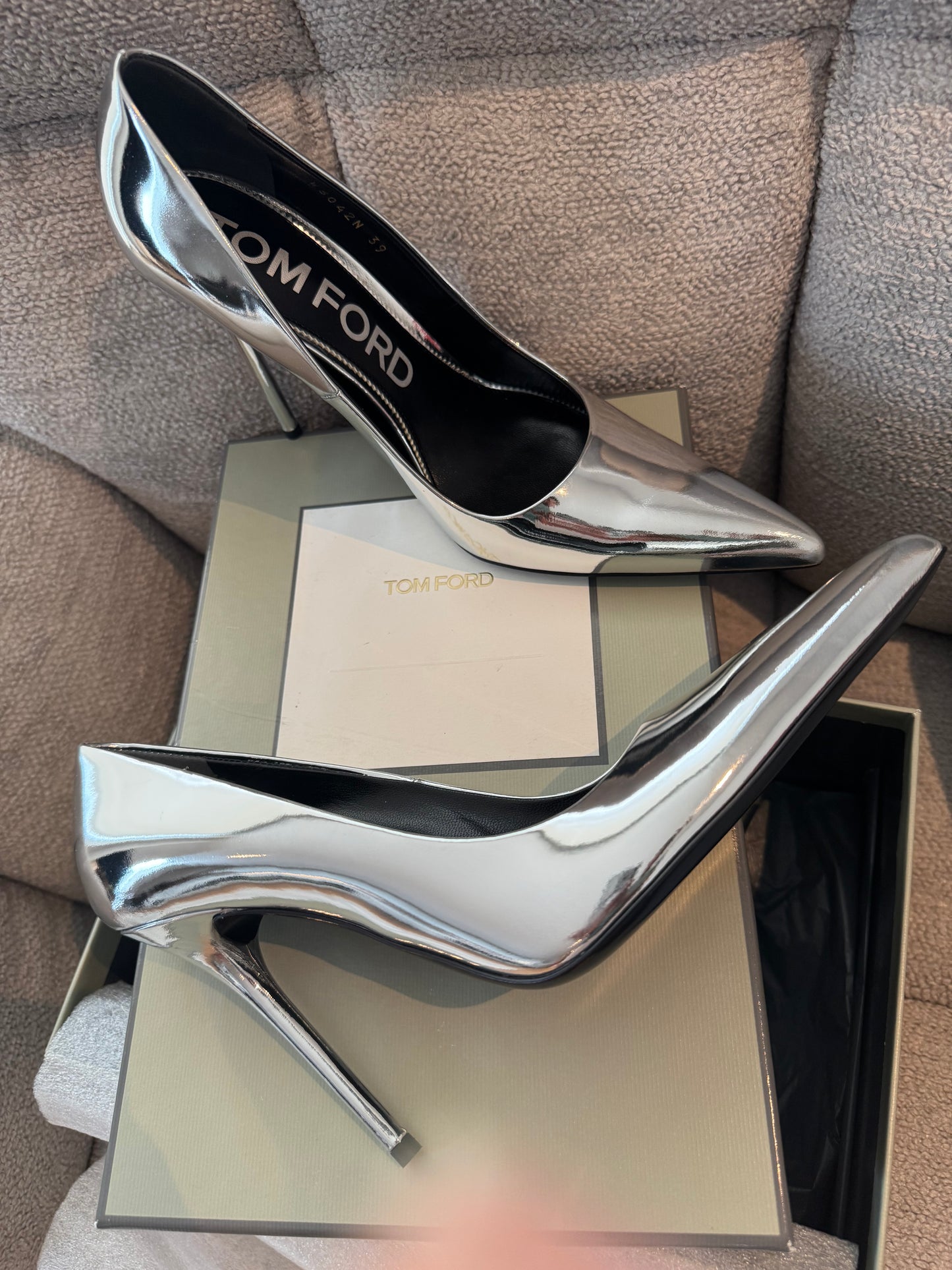 Tom Ford Silver Mirror Leather Pointed-Toe Stiletto Pumps