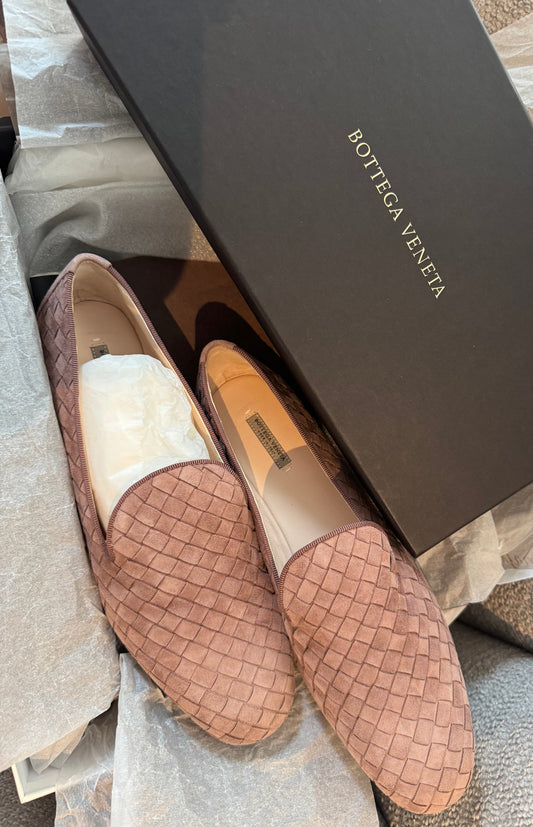 Bottega Veneta Intrecciato Suede Loafers – Dusty Rose